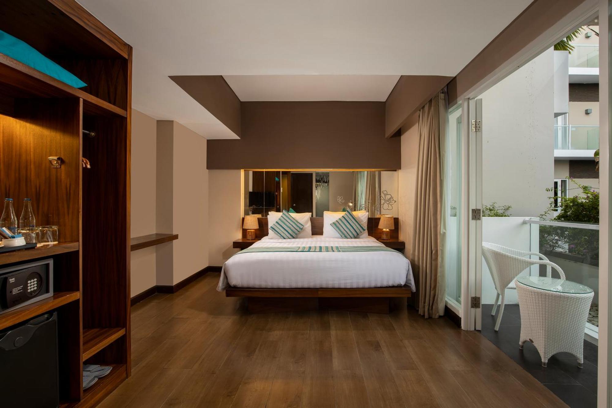 Grand Ixora Kuta Resort Екстериор снимка