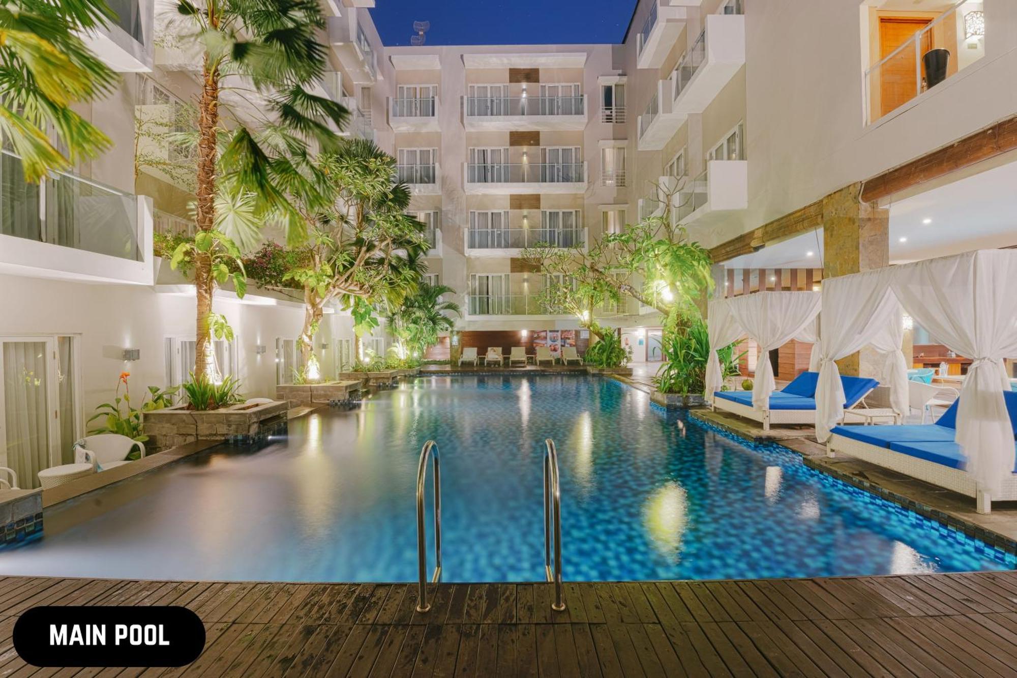 Grand Ixora Kuta Resort Екстериор снимка