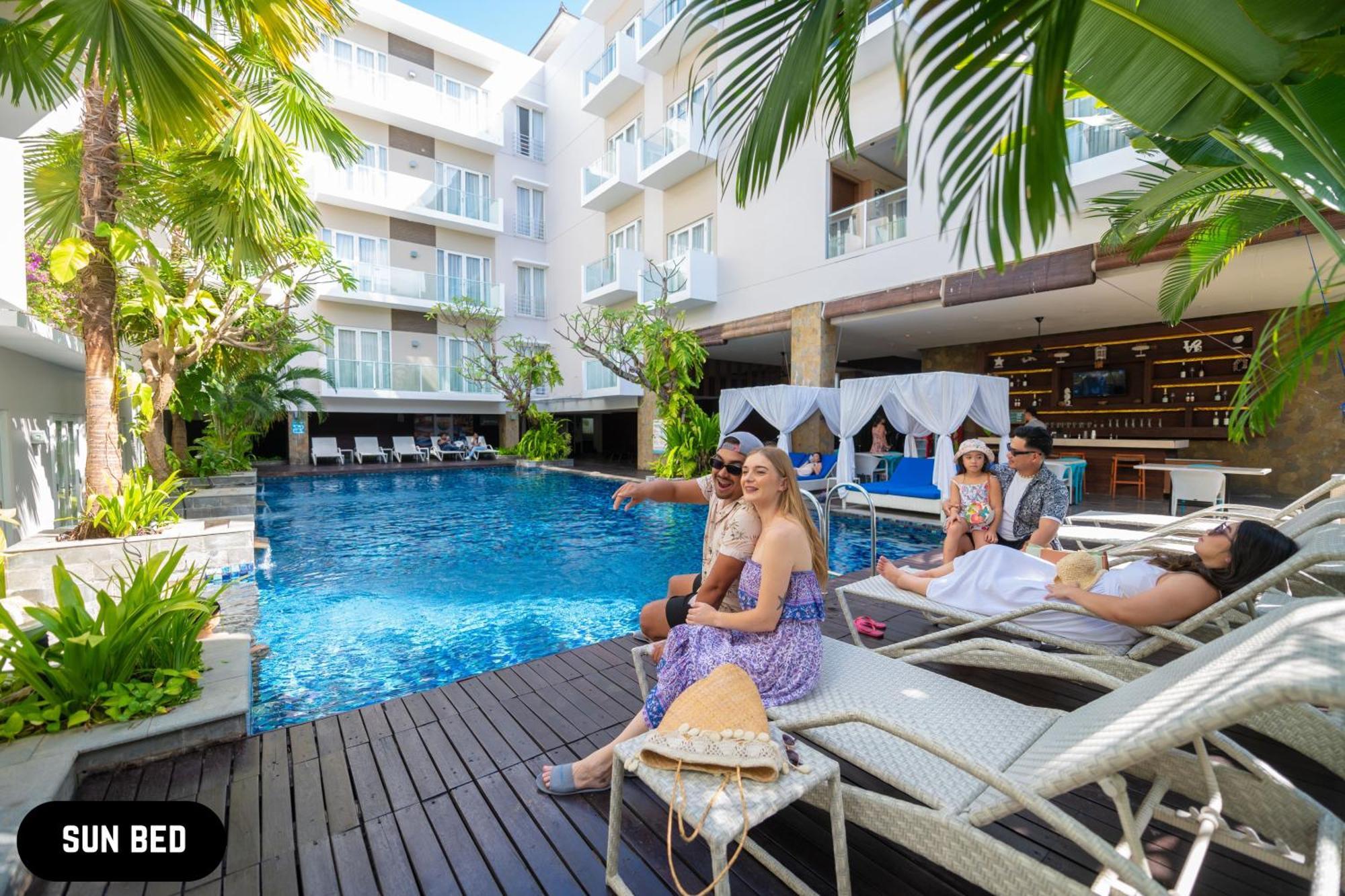 Grand Ixora Kuta Resort Екстериор снимка